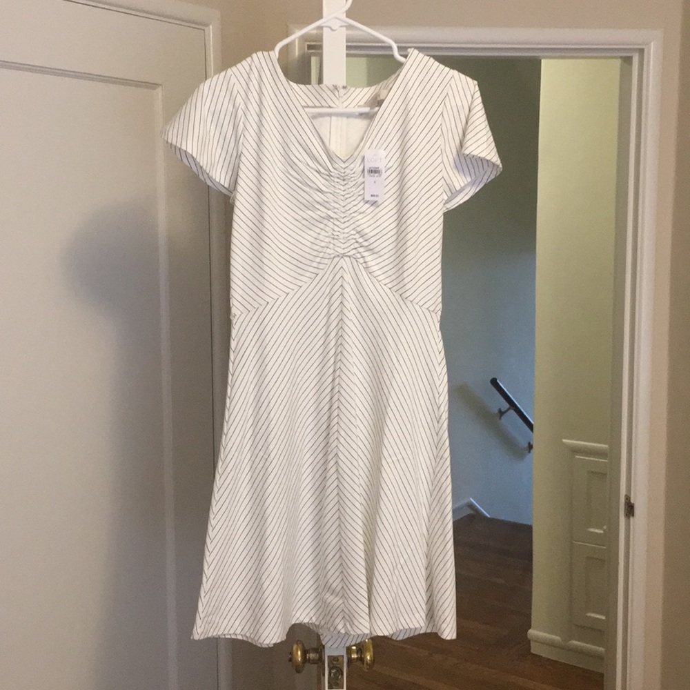 Brand new with tags, never worn size 2 LOFT dress